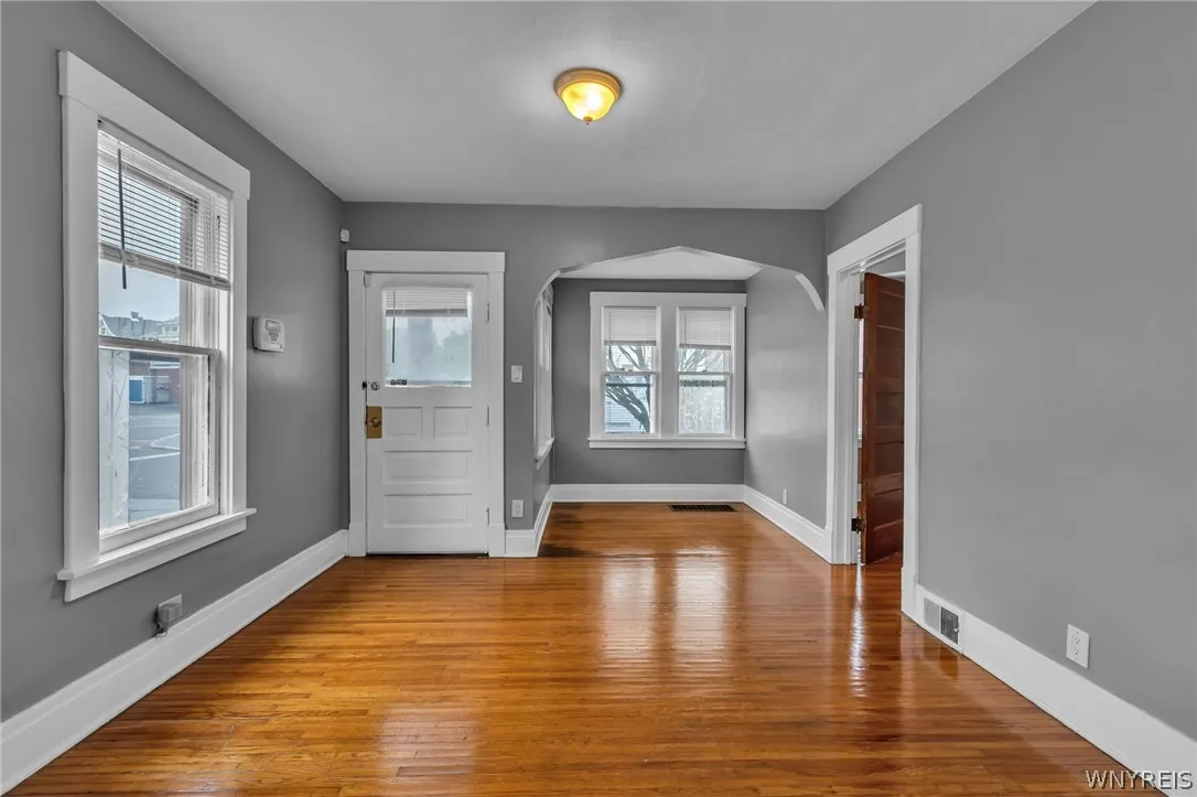 7 Custer Street, Buffalo, New York 14214, Buffalo, New York 14214, 4 Bedrooms Bedrooms, ,2 BathroomsBathrooms,Residential,For Sale,7 Custer Street, Buffalo, New York 14214,0,B1695593