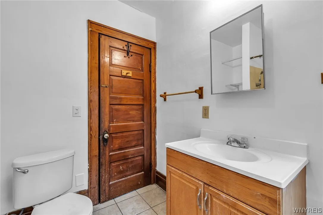 7 Custer Street, Buffalo, New York 14214, Buffalo, New York 14214, 4 Bedrooms Bedrooms, ,2 BathroomsBathrooms,Residential,For Sale,7 Custer Street, Buffalo, New York 14214,0,B1695593