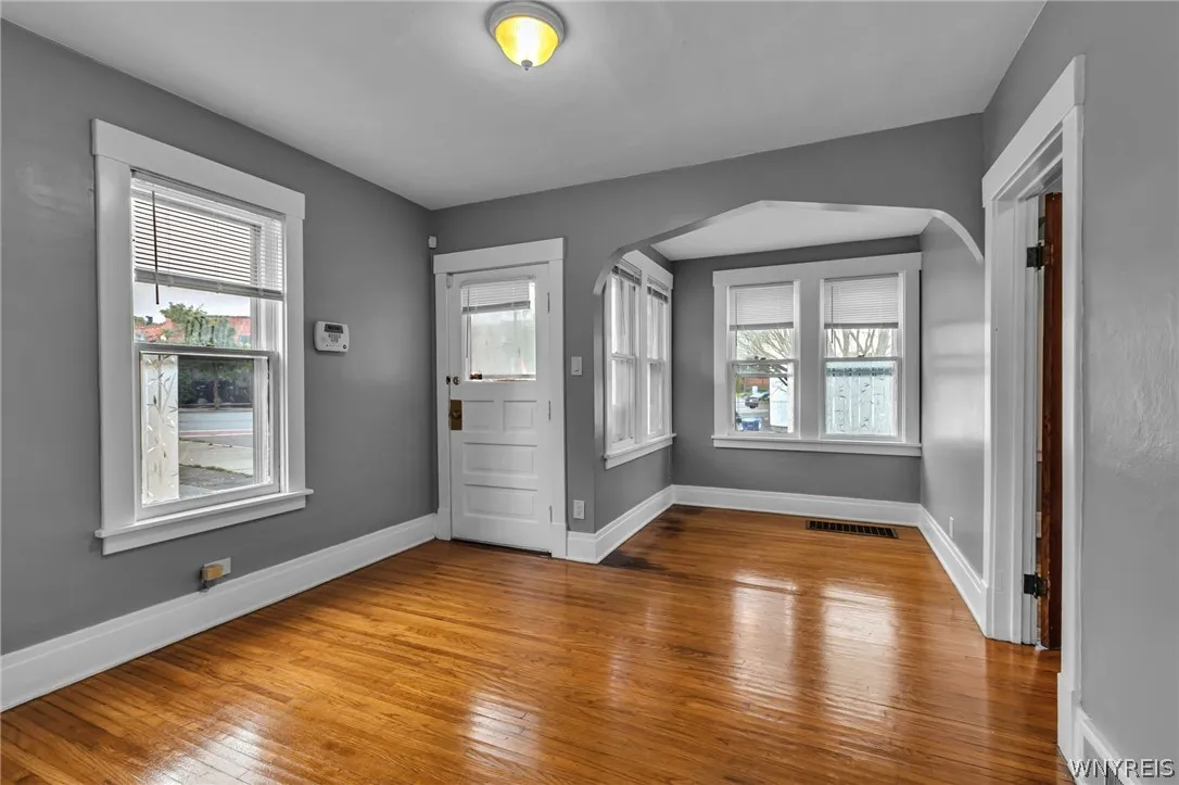 7 Custer Street, Buffalo, New York 14214, Buffalo, New York 14214, 4 Bedrooms Bedrooms, ,2 BathroomsBathrooms,Residential,For Sale,7 Custer Street, Buffalo, New York 14214,0,B1695593