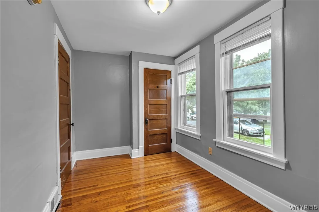 7 Custer Street, Buffalo, New York 14214, Buffalo, New York 14214, 4 Bedrooms Bedrooms, ,2 BathroomsBathrooms,Residential,For Sale,7 Custer Street, Buffalo, New York 14214,0,B1695593