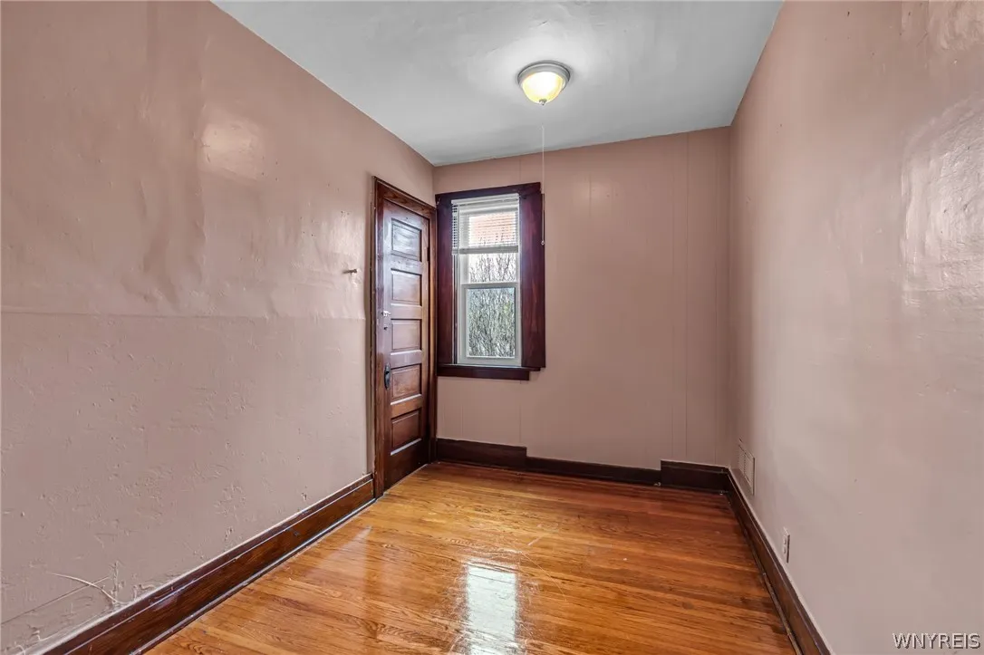 7 Custer Street, Buffalo, New York 14214, Buffalo, New York 14214, 4 Bedrooms Bedrooms, ,2 BathroomsBathrooms,Residential,For Sale,7 Custer Street, Buffalo, New York 14214,0,B1695593