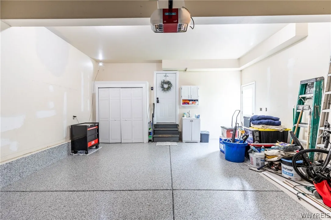 5521 Country Club Lane, Hamburg, New York 14075, Hamburg, New York 14075, 4 Bedrooms Bedrooms, 9 Rooms Rooms,2 BathroomsBathrooms,Residential,For Sale,5521 Country Club Lane, Hamburg, New York 14075,0,B1691457
