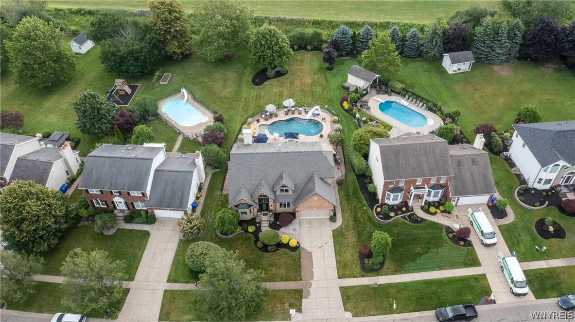 5521 Country Club Lane, Hamburg, New York 14075, Hamburg, New York 14075, 4 Bedrooms Bedrooms, 9 Rooms Rooms,2 BathroomsBathrooms,Residential,For Sale,5521 Country Club Lane, Hamburg, New York 14075,0,B1691457