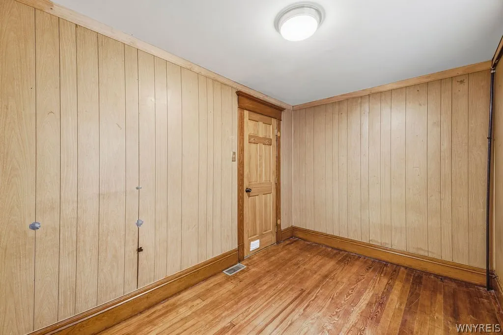 349 Walden Avenue, Buffalo, New York 14211, Buffalo, New York 14211, 5 Bedrooms Bedrooms, ,2 BathroomsBathrooms,Residential,For Sale,349 Walden Avenue, Buffalo, New York 14211,0,B1696191