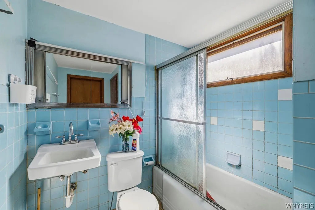 349 Walden Avenue, Buffalo, New York 14211, Buffalo, New York 14211, 5 Bedrooms Bedrooms, ,2 BathroomsBathrooms,Residential,For Sale,349 Walden Avenue, Buffalo, New York 14211,0,B1696191