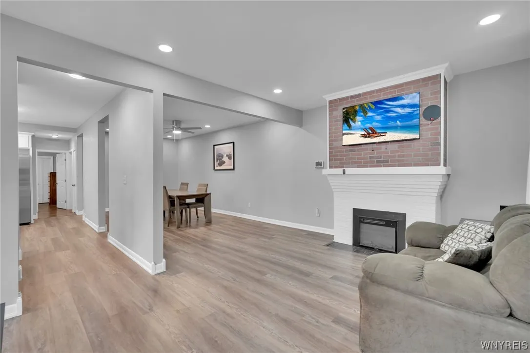 28 Clio Avenue, Buffalo, New York 14220, Buffalo, New York 14220, 5 Bedrooms Bedrooms, 12 Rooms Rooms,2 BathroomsBathrooms,Residential,For Sale,28 Clio Avenue, Buffalo, New York 14220,0,B1693820