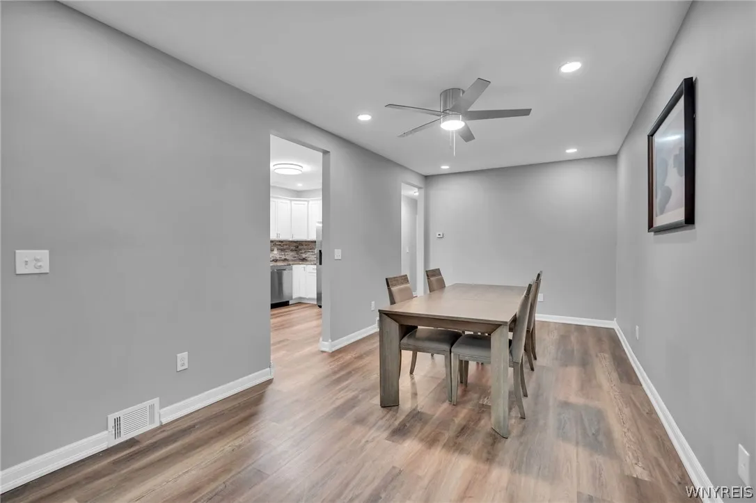 28 Clio Avenue, Buffalo, New York 14220, Buffalo, New York 14220, 5 Bedrooms Bedrooms, 12 Rooms Rooms,2 BathroomsBathrooms,Residential,For Sale,28 Clio Avenue, Buffalo, New York 14220,0,B1693820
