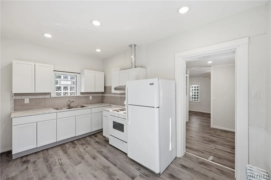 64 Prospect Avenue, Buffalo, New York 14201, Buffalo, New York 14201, 5 Bedrooms Bedrooms, ,3 BathroomsBathrooms,Residential,For Sale,64 Prospect Avenue, Buffalo, New York 14201,0,B1696238