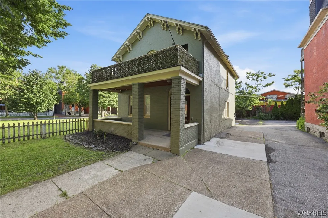 64 Prospect Avenue, Buffalo, New York 14201, Buffalo, New York 14201, 5 Bedrooms Bedrooms, ,3 BathroomsBathrooms,Residential,For Sale,64 Prospect Avenue, Buffalo, New York 14201,0,B1696238