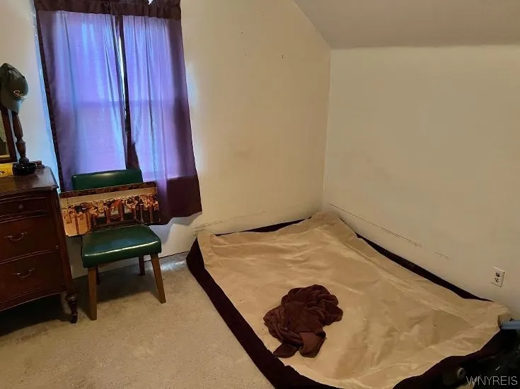BED #3 2ND FLOOR
12 X 10