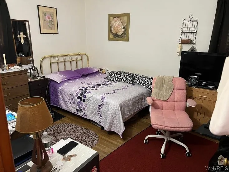 BED # 1 1 FIRST FLOOR 
13 X 10