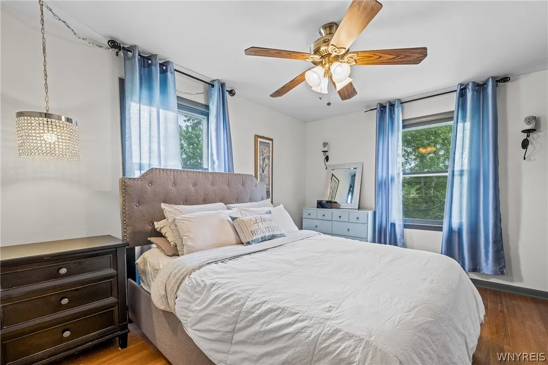 147 North Linden Street, Amherst, New York 14221, Amherst, New York 14221, 4 Bedrooms Bedrooms, 8 Rooms Rooms,1 BathroomBathrooms,Residential,For Sale,147 North Linden Street, Amherst, New York 14221,0,B1696234