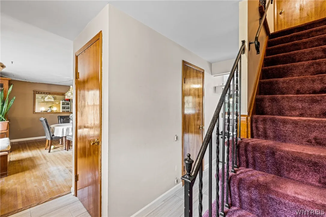 147 North Linden Street, Amherst, New York 14221, Amherst, New York 14221, 4 Bedrooms Bedrooms, 8 Rooms Rooms,1 BathroomBathrooms,Residential,For Sale,147 North Linden Street, Amherst, New York 14221,0,B1696234