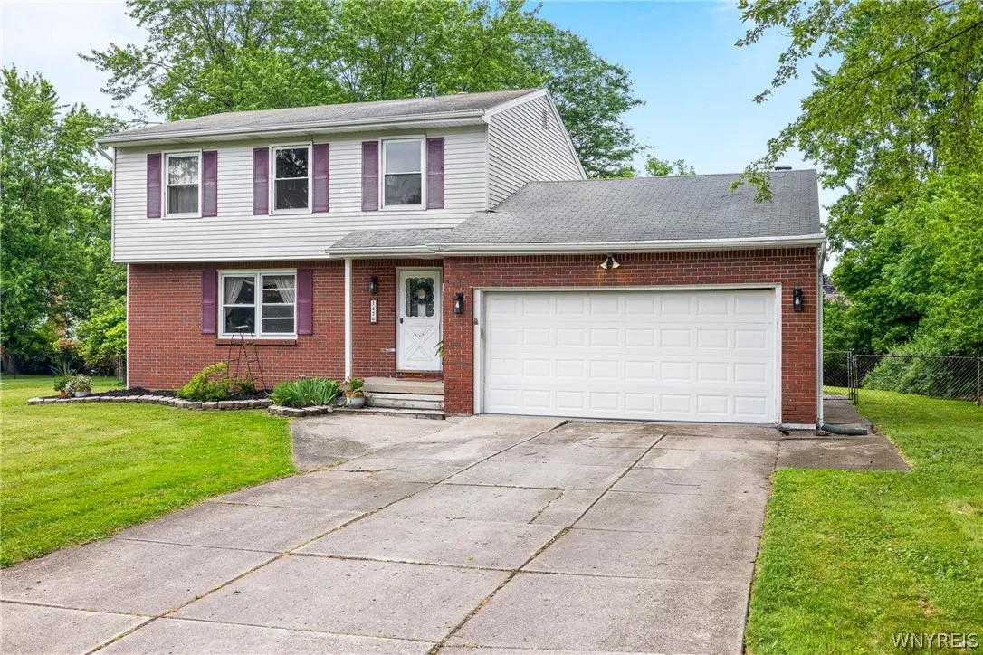 147 North Linden Street, Amherst, New York 14221, Amherst, New York 14221, 4 Bedrooms Bedrooms, 8 Rooms Rooms,1 BathroomBathrooms,Residential,For Sale,147 North Linden Street, Amherst, New York 14221,0,B1696234