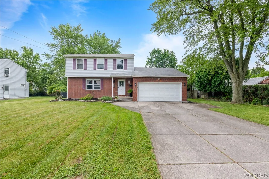 147 North Linden Street, Amherst, New York 14221, Amherst, New York 14221, 4 Bedrooms Bedrooms, 8 Rooms Rooms,1 BathroomBathrooms,Residential,For Sale,147 North Linden Street, Amherst, New York 14221,0,B1696234