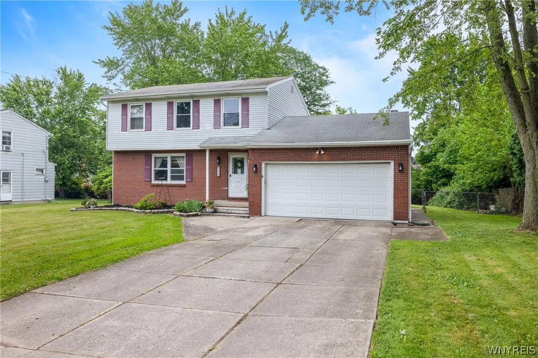 147 North Linden Street, Amherst, New York 14221, Amherst, New York 14221, 4 Bedrooms Bedrooms, 8 Rooms Rooms,1 BathroomBathrooms,Residential,For Sale,147 North Linden Street, Amherst, New York 14221,0,B1696234