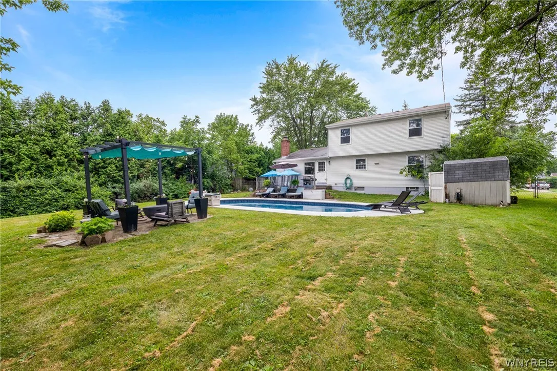 147 North Linden Street, Amherst, New York 14221, Amherst, New York 14221, 4 Bedrooms Bedrooms, 8 Rooms Rooms,1 BathroomBathrooms,Residential,For Sale,147 North Linden Street, Amherst, New York 14221,0,B1696234