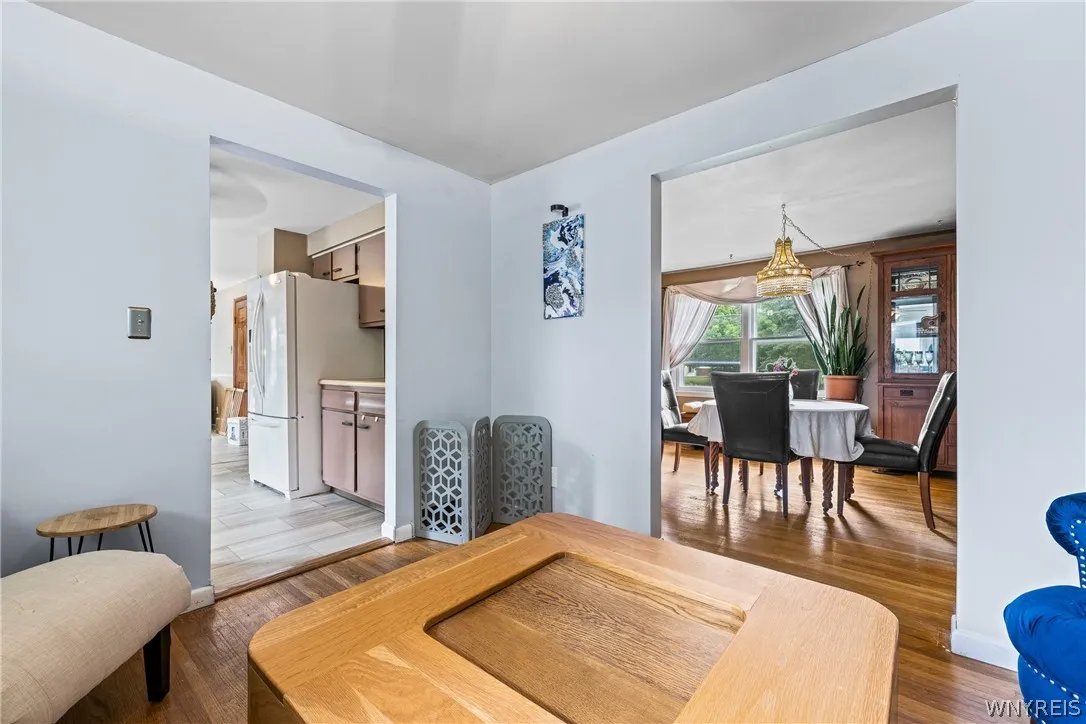 147 North Linden Street, Amherst, New York 14221, Amherst, New York 14221, 4 Bedrooms Bedrooms, 8 Rooms Rooms,1 BathroomBathrooms,Residential,For Sale,147 North Linden Street, Amherst, New York 14221,0,B1696234
