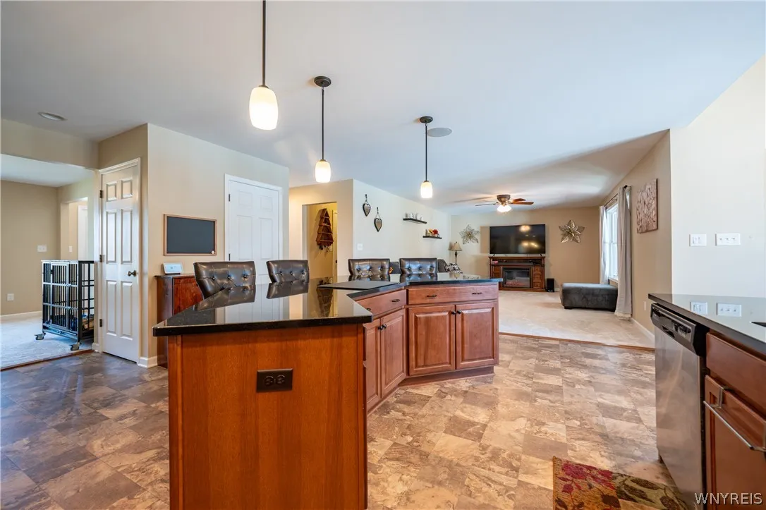 2336 Agassiz Drive, Hamburg, New York 14085, Hamburg, New York 14085, 3 Bedrooms Bedrooms, 11 Rooms Rooms,2 BathroomsBathrooms,Residential,For Sale,2336 Agassiz Drive, Hamburg, New York 14085,0,B1696187