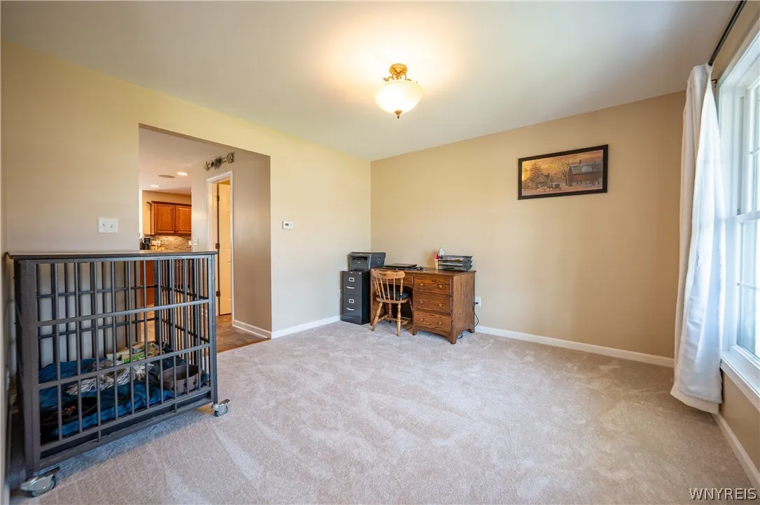 2336 Agassiz Drive, Hamburg, New York 14085, Hamburg, New York 14085, 3 Bedrooms Bedrooms, 11 Rooms Rooms,2 BathroomsBathrooms,Residential,For Sale,2336 Agassiz Drive, Hamburg, New York 14085,0,B1696187