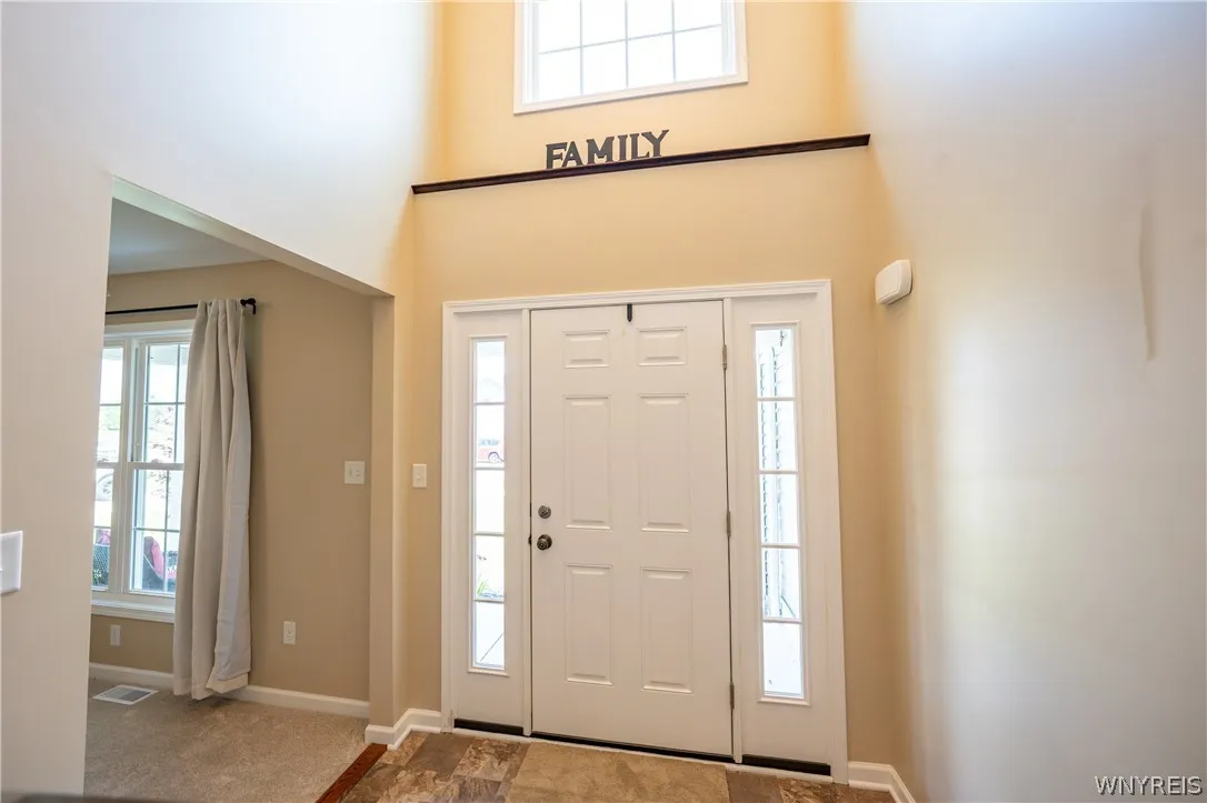 2336 Agassiz Drive, Hamburg, New York 14085, Hamburg, New York 14085, 3 Bedrooms Bedrooms, 11 Rooms Rooms,2 BathroomsBathrooms,Residential,For Sale,2336 Agassiz Drive, Hamburg, New York 14085,0,B1696187
