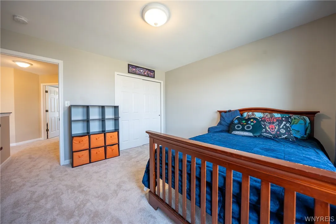 2336 Agassiz Drive, Hamburg, New York 14085, Hamburg, New York 14085, 3 Bedrooms Bedrooms, 11 Rooms Rooms,2 BathroomsBathrooms,Residential,For Sale,2336 Agassiz Drive, Hamburg, New York 14085,0,B1696187