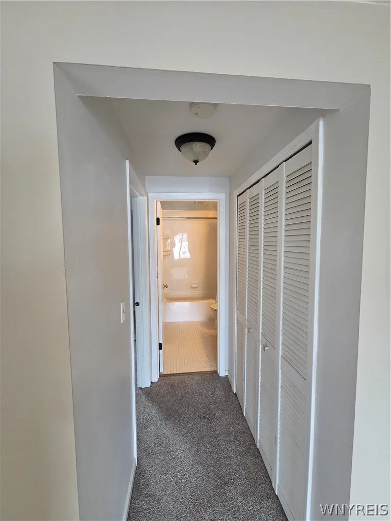 55 Greenwich Drive 4, Amherst, New York 14228, Amherst, New York 14228, 1 Bedroom Bedrooms, 4 Rooms Rooms,1 BathroomBathrooms,Residential Lease,For Rent,55 Greenwich Drive 4, Amherst, New York 14228,0,B1695947