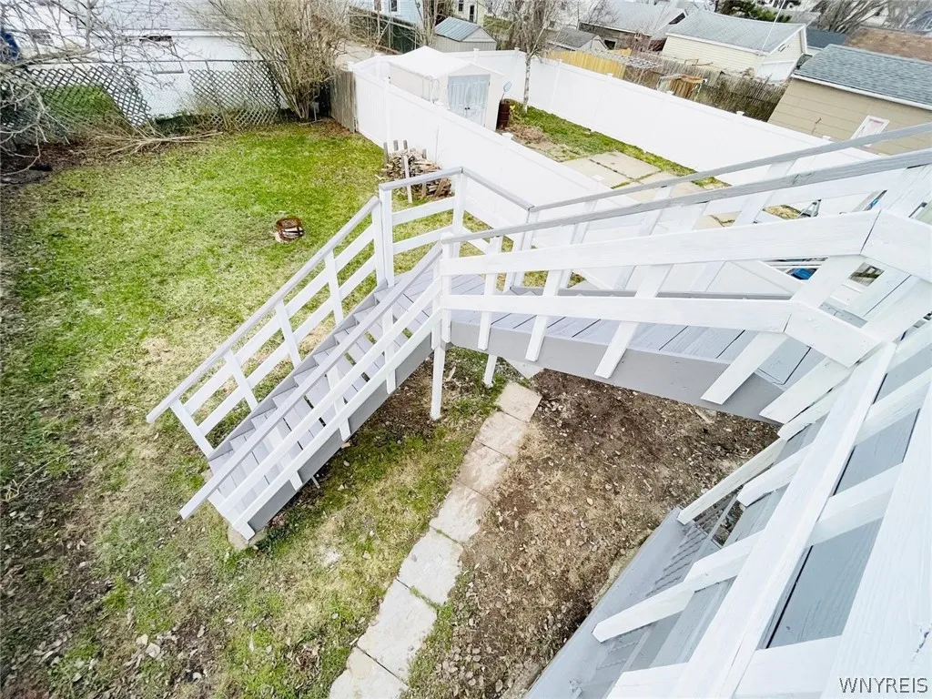 39 Elgas Street, Buffalo, New York 14207, Buffalo, New York 14207, 6 Bedrooms Bedrooms, ,2 BathroomsBathrooms,Residential,For Sale,39 Elgas Street, Buffalo, New York 14207,0,B1696367