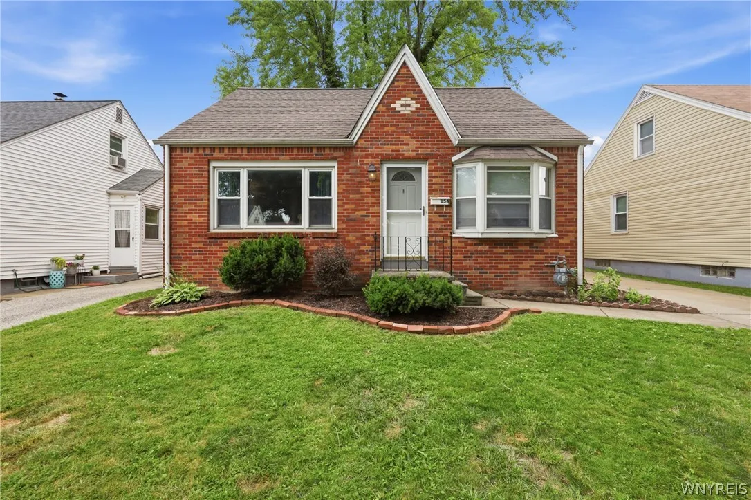 154 Saint Lawrence Avenue, Buffalo, New York 14216, Buffalo, New York 14216, 3 Bedroom Bedrooms, 8 Room Rooms,1 BathroomBathrooms,Residential,Closed,154 Saint Lawrence Avenue, Buffalo, New York 14216,0,B1696263
