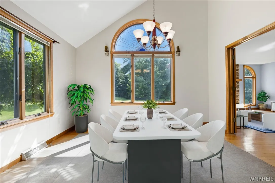 Virtually Staged dining room