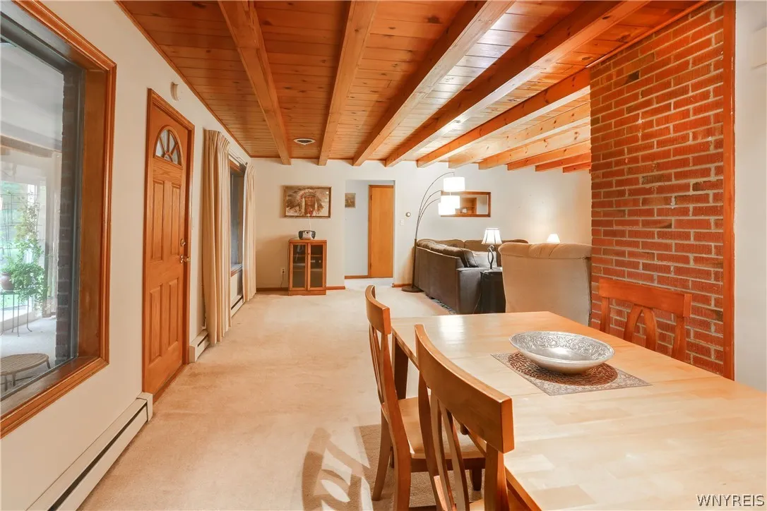 4135 Harris Hill Road, Clarence, New York 14221, Clarence, New York 14221, 2 Bedrooms Bedrooms, 6 Rooms Rooms,1 BathroomBathrooms,Residential,For Sale,4135 Harris Hill Road, Clarence, New York 14221,0,B1696029