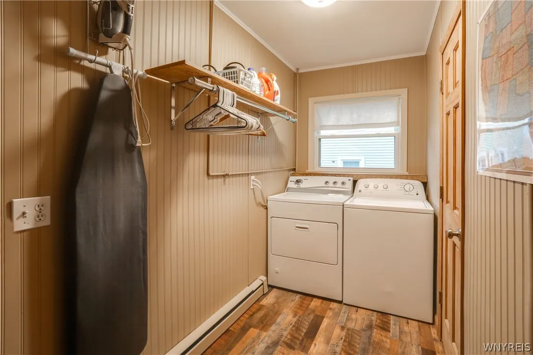 4135 Harris Hill Road, Clarence, New York 14221, Clarence, New York 14221, 2 Bedrooms Bedrooms, 6 Rooms Rooms,1 BathroomBathrooms,Residential,For Sale,4135 Harris Hill Road, Clarence, New York 14221,0,B1696029