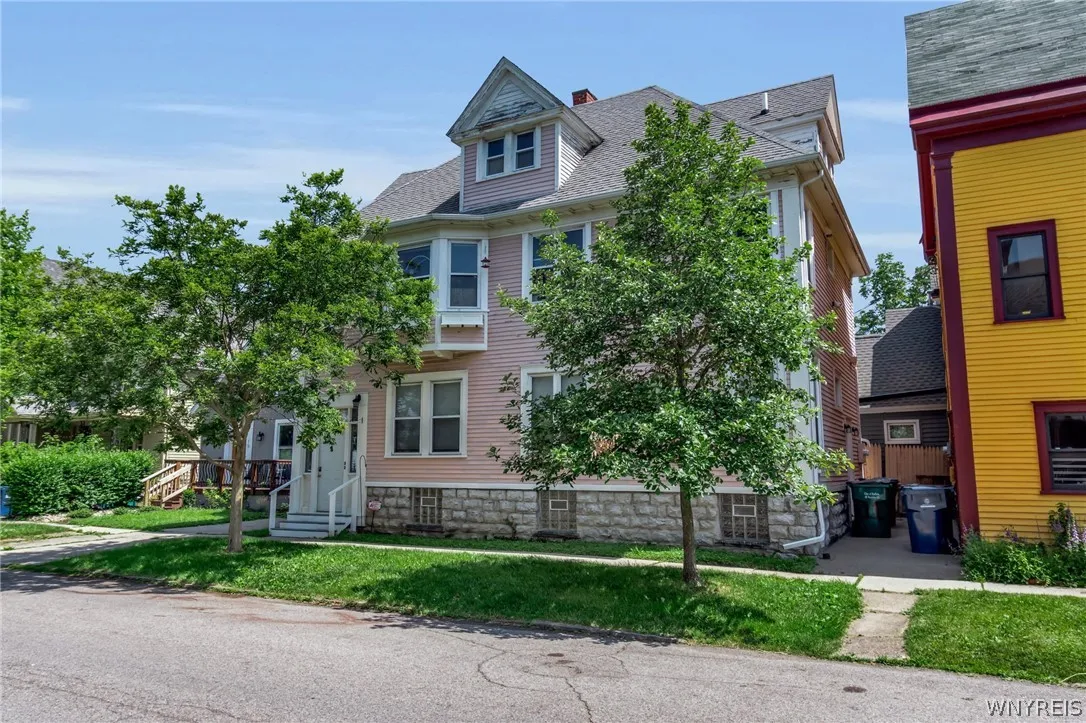 11 15th Street, Buffalo, New York 14213, Buffalo, New York 14213, 4 Bedrooms Bedrooms, ,2 BathroomsBathrooms,Residential,For Sale,11 15th Street, Buffalo, New York 14213,0,B1696502
