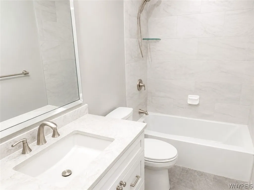 6515 Burke Road, Hamburg, New York 14085, Hamburg, New York 14085, 3 Bedrooms Bedrooms, 7 Rooms Rooms,2 BathroomsBathrooms,Residential,For Sale,6515 Burke Road, Hamburg, New York 14085,0,B1696528