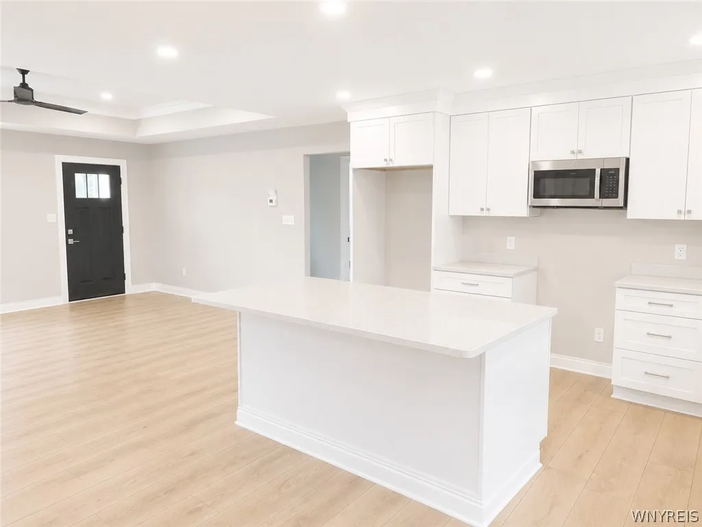 6515 Burke Road, Hamburg, New York 14085, Hamburg, New York 14085, 3 Bedrooms Bedrooms, 7 Rooms Rooms,2 BathroomsBathrooms,Residential,For Sale,6515 Burke Road, Hamburg, New York 14085,0,B1696528