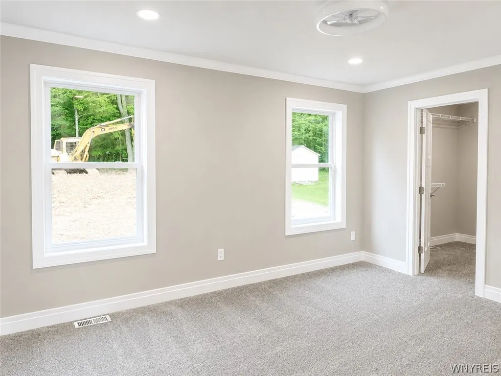 6515 Burke Road, Hamburg, New York 14085, Hamburg, New York 14085, 3 Bedrooms Bedrooms, 7 Rooms Rooms,2 BathroomsBathrooms,Residential,For Sale,6515 Burke Road, Hamburg, New York 14085,0,B1696528