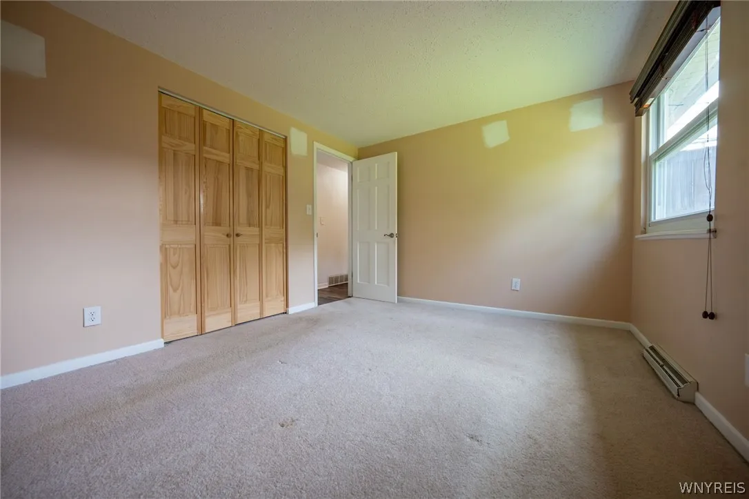 3933 Sharondale Drive, Hamburg, New York 14075, Hamburg, New York 14075, 3 Bedrooms Bedrooms, 7 Rooms Rooms,1 BathroomBathrooms,Residential,For Sale,3933 Sharondale Drive, Hamburg, New York 14075,0,B1696348