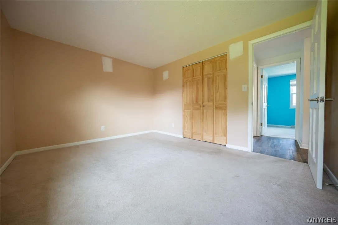 3933 Sharondale Drive, Hamburg, New York 14075, Hamburg, New York 14075, 3 Bedrooms Bedrooms, 7 Rooms Rooms,1 BathroomBathrooms,Residential,For Sale,3933 Sharondale Drive, Hamburg, New York 14075,0,B1696348