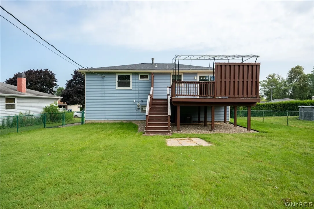3933 Sharondale Drive, Hamburg, New York 14075, Hamburg, New York 14075, 3 Bedrooms Bedrooms, 7 Rooms Rooms,1 BathroomBathrooms,Residential,For Sale,3933 Sharondale Drive, Hamburg, New York 14075,0,B1696348
