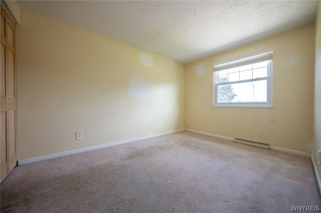 3933 Sharondale Drive, Hamburg, New York 14075, Hamburg, New York 14075, 3 Bedrooms Bedrooms, 7 Rooms Rooms,1 BathroomBathrooms,Residential,For Sale,3933 Sharondale Drive, Hamburg, New York 14075,0,B1696348