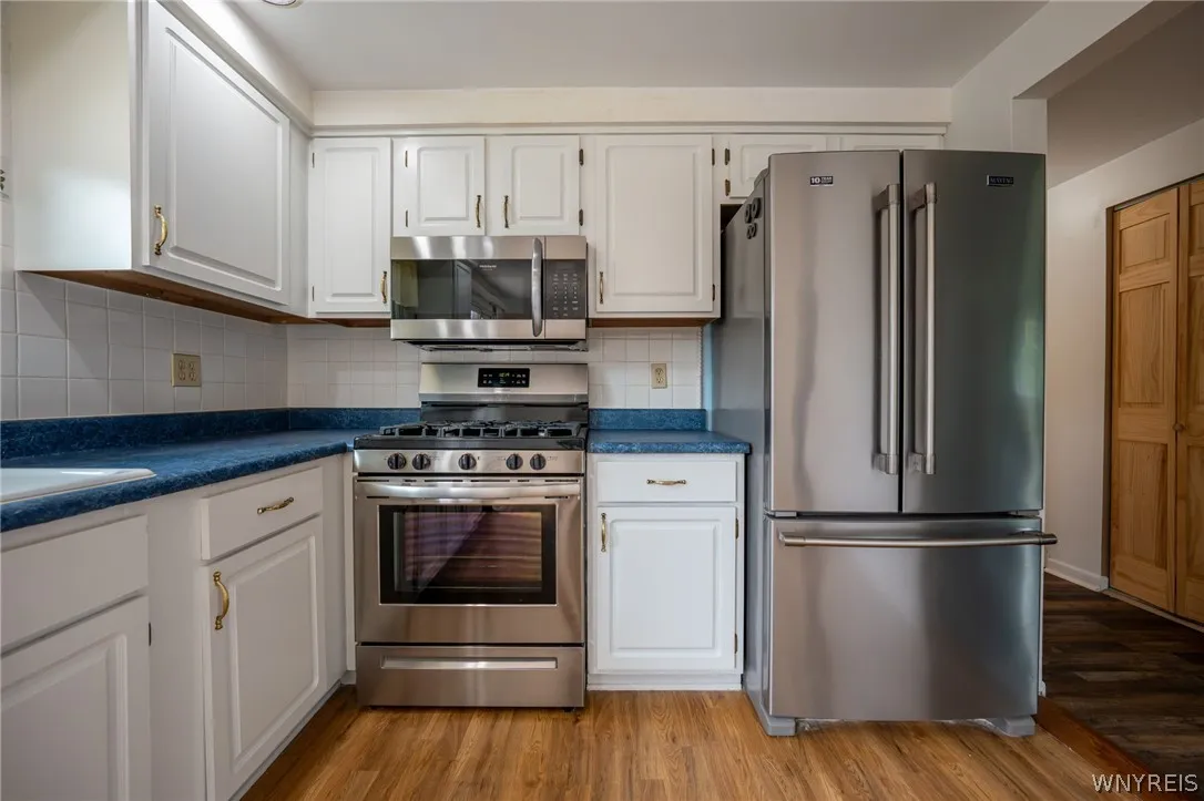3933 Sharondale Drive, Hamburg, New York 14075, Hamburg, New York 14075, 3 Bedrooms Bedrooms, 7 Rooms Rooms,1 BathroomBathrooms,Residential,For Sale,3933 Sharondale Drive, Hamburg, New York 14075,0,B1696348
