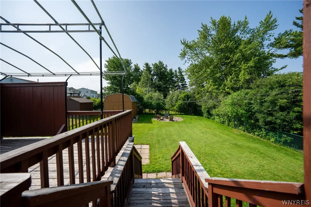3933 Sharondale Drive, Hamburg, New York 14075, Hamburg, New York 14075, 3 Bedrooms Bedrooms, 7 Rooms Rooms,1 BathroomBathrooms,Residential,For Sale,3933 Sharondale Drive, Hamburg, New York 14075,0,B1696348