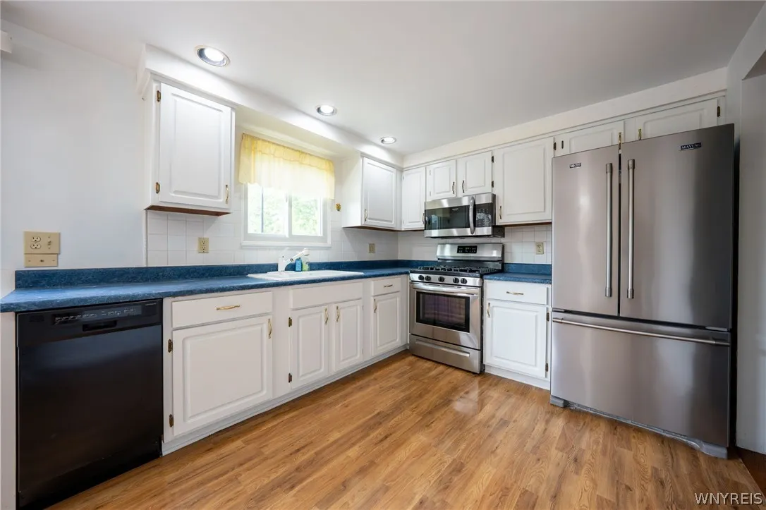 3933 Sharondale Drive, Hamburg, New York 14075, Hamburg, New York 14075, 3 Bedrooms Bedrooms, 7 Rooms Rooms,1 BathroomBathrooms,Residential,For Sale,3933 Sharondale Drive, Hamburg, New York 14075,0,B1696348