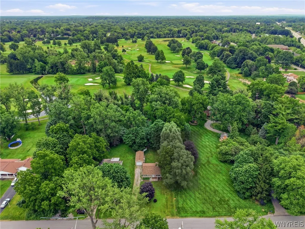 4875 Meadowbrook Road, Clarence, New York 14221, Clarence, New York 14221, 3 Bedrooms Bedrooms, 5 Rooms Rooms,1 BathroomBathrooms,Residential,For Sale,4875 Meadowbrook Road, Clarence, New York 14221,0,B1696321