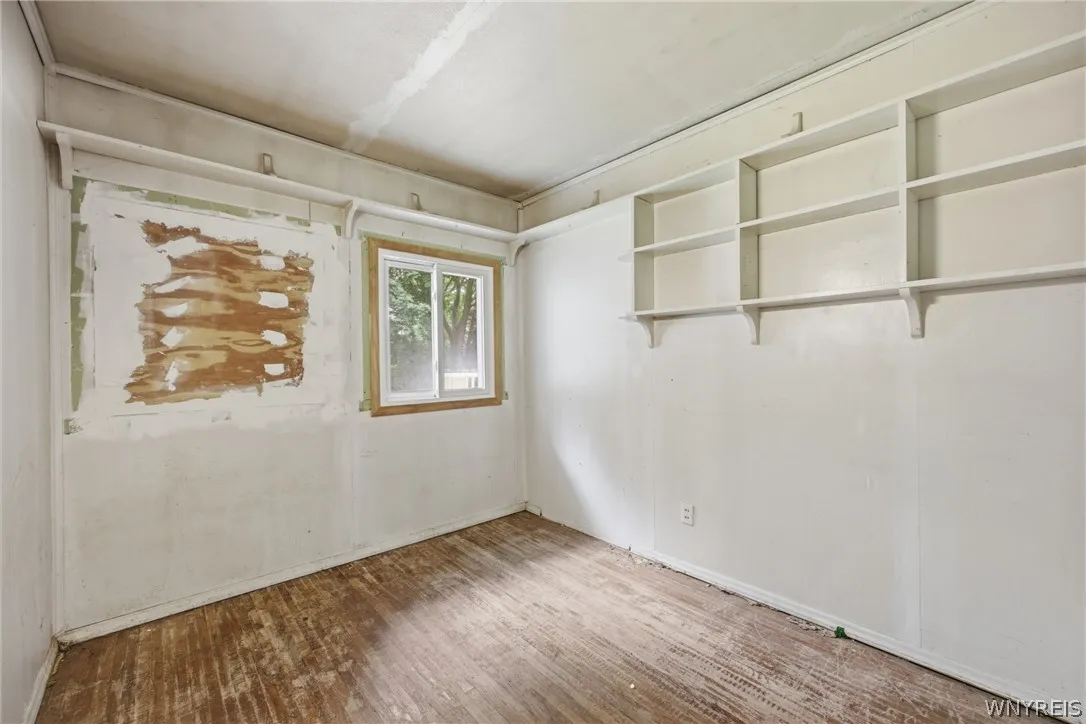 4875 Meadowbrook Road, Clarence, New York 14221, Clarence, New York 14221, 3 Bedrooms Bedrooms, 5 Rooms Rooms,1 BathroomBathrooms,Residential,For Sale,4875 Meadowbrook Road, Clarence, New York 14221,0,B1696321