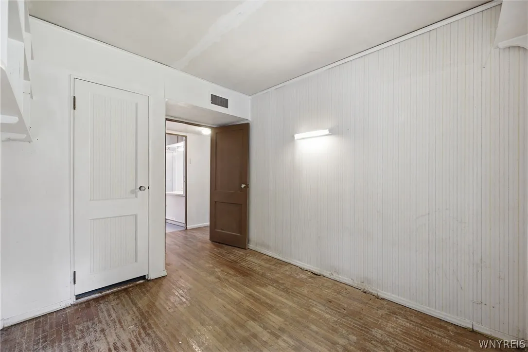 4875 Meadowbrook Road, Clarence, New York 14221, Clarence, New York 14221, 3 Bedrooms Bedrooms, 5 Rooms Rooms,1 BathroomBathrooms,Residential,For Sale,4875 Meadowbrook Road, Clarence, New York 14221,0,B1696321