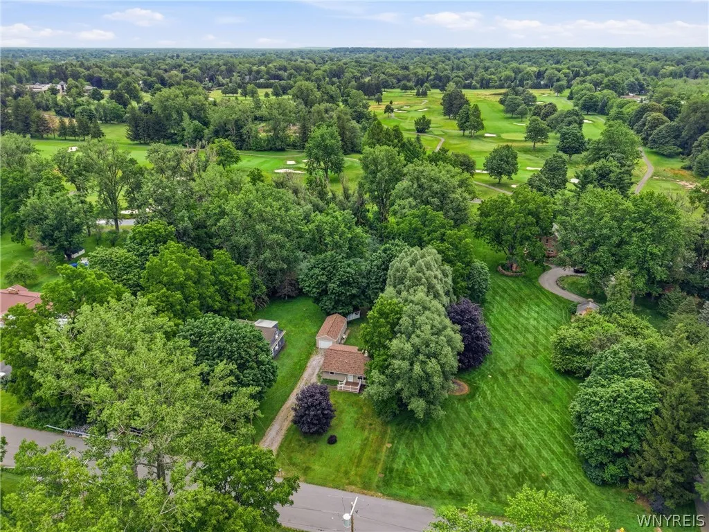4875 Meadowbrook Road, Clarence, New York 14221, Clarence, New York 14221, 3 Bedrooms Bedrooms, 5 Rooms Rooms,1 BathroomBathrooms,Residential,For Sale,4875 Meadowbrook Road, Clarence, New York 14221,0,B1696321