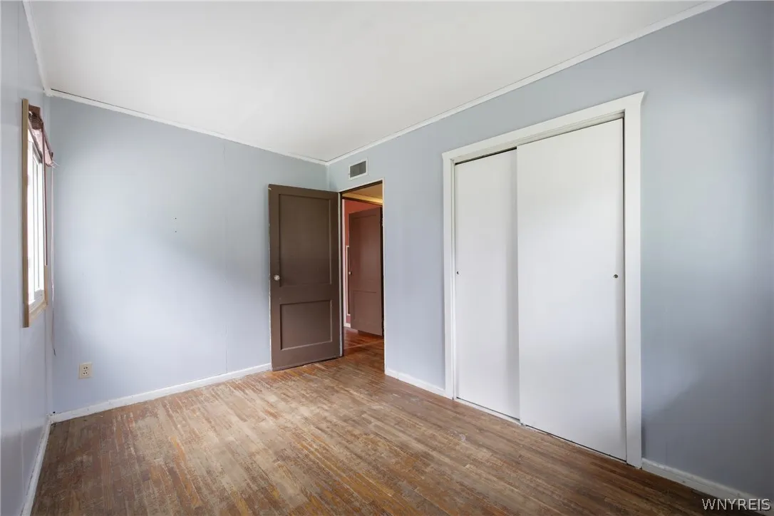 4875 Meadowbrook Road, Clarence, New York 14221, Clarence, New York 14221, 3 Bedrooms Bedrooms, 5 Rooms Rooms,1 BathroomBathrooms,Residential,For Sale,4875 Meadowbrook Road, Clarence, New York 14221,0,B1696321