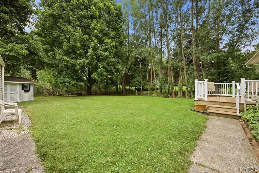 4875 Meadowbrook Road, Clarence, New York 14221, Clarence, New York 14221, 3 Bedrooms Bedrooms, 5 Rooms Rooms,1 BathroomBathrooms,Residential,For Sale,4875 Meadowbrook Road, Clarence, New York 14221,0,B1696321