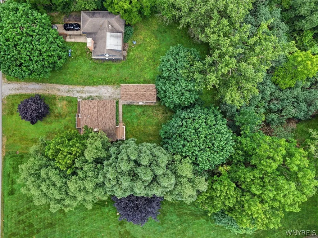 4875 Meadowbrook Road, Clarence, New York 14221, Clarence, New York 14221, 3 Bedrooms Bedrooms, 5 Rooms Rooms,1 BathroomBathrooms,Residential,For Sale,4875 Meadowbrook Road, Clarence, New York 14221,0,B1696321